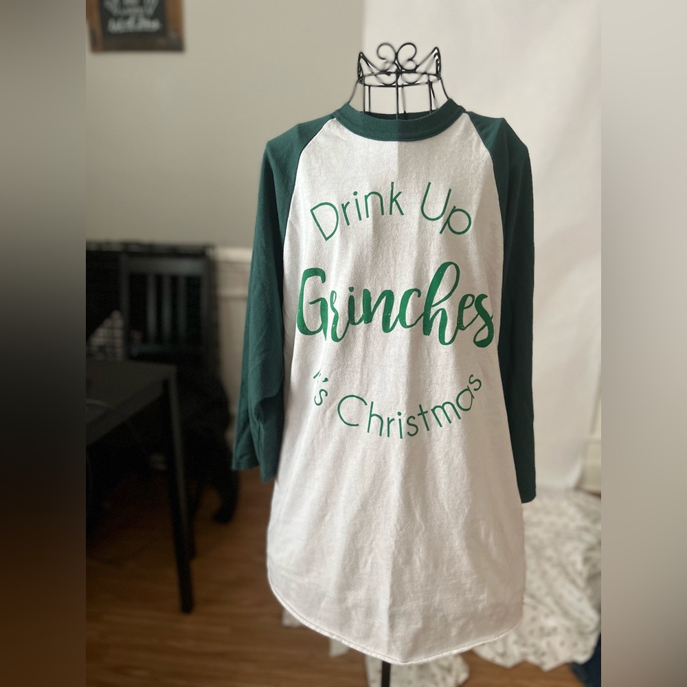 Drink Up Grinches, It’s Christmas! Baseball Tee, Sz. Large, Great Condition